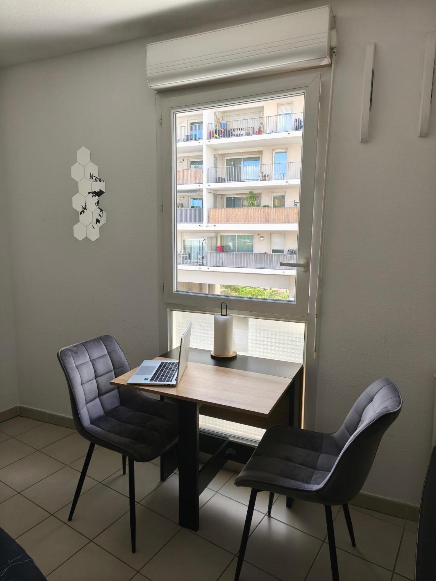 Cozy Apartment In City Center Марсилия Екстериор снимка