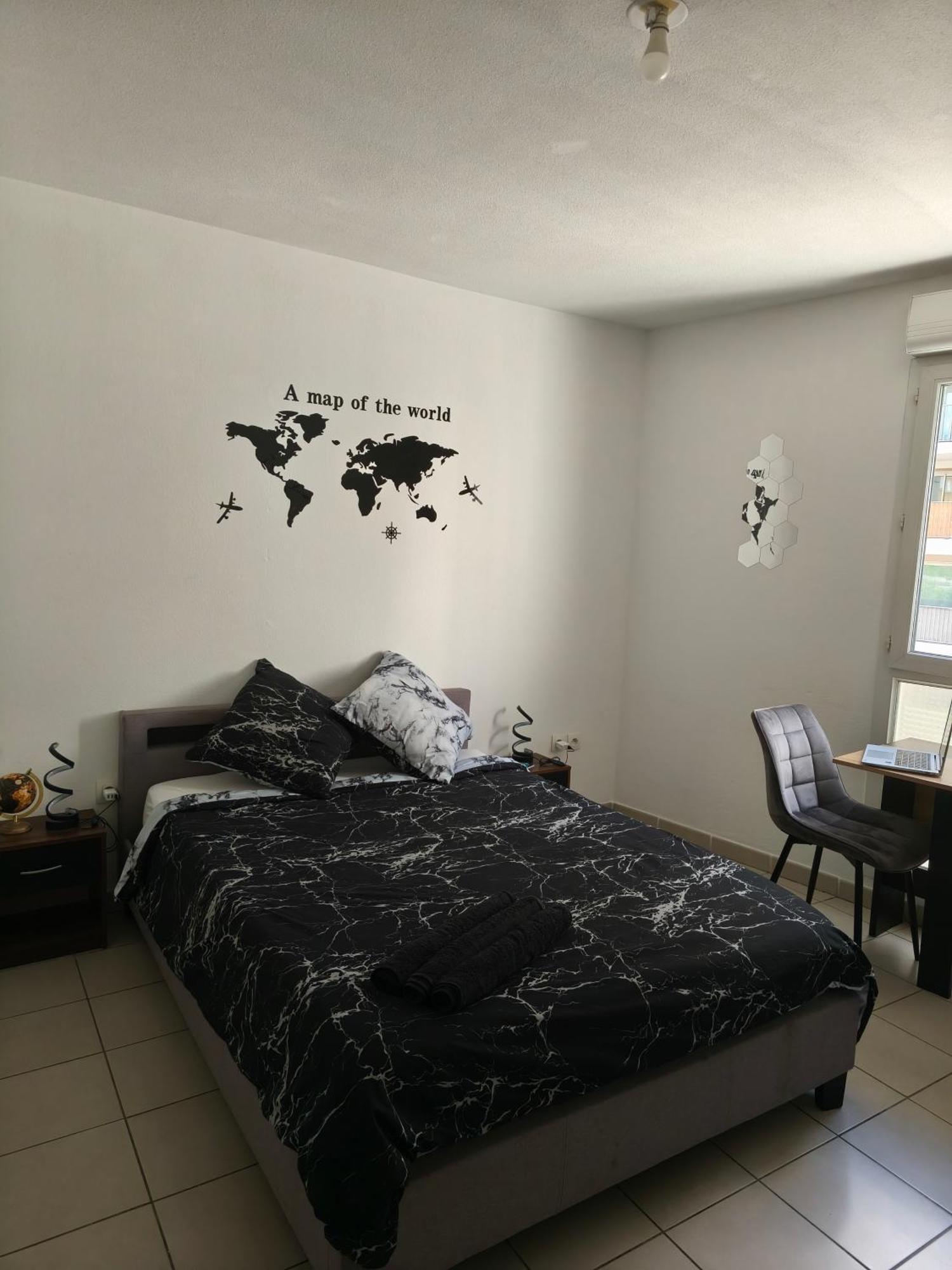Cozy Apartment In City Center Марсилия Екстериор снимка