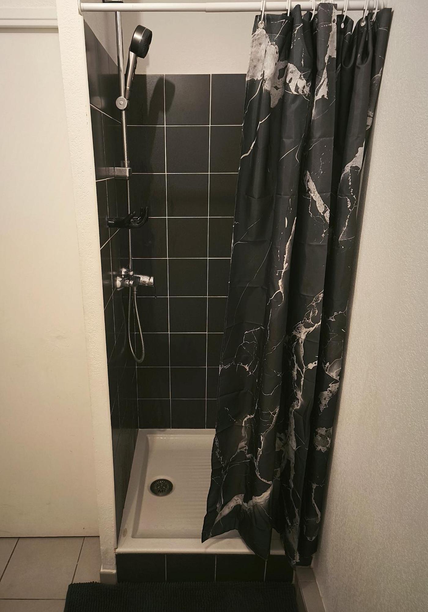 Cozy Apartment In City Center Марсилия Екстериор снимка