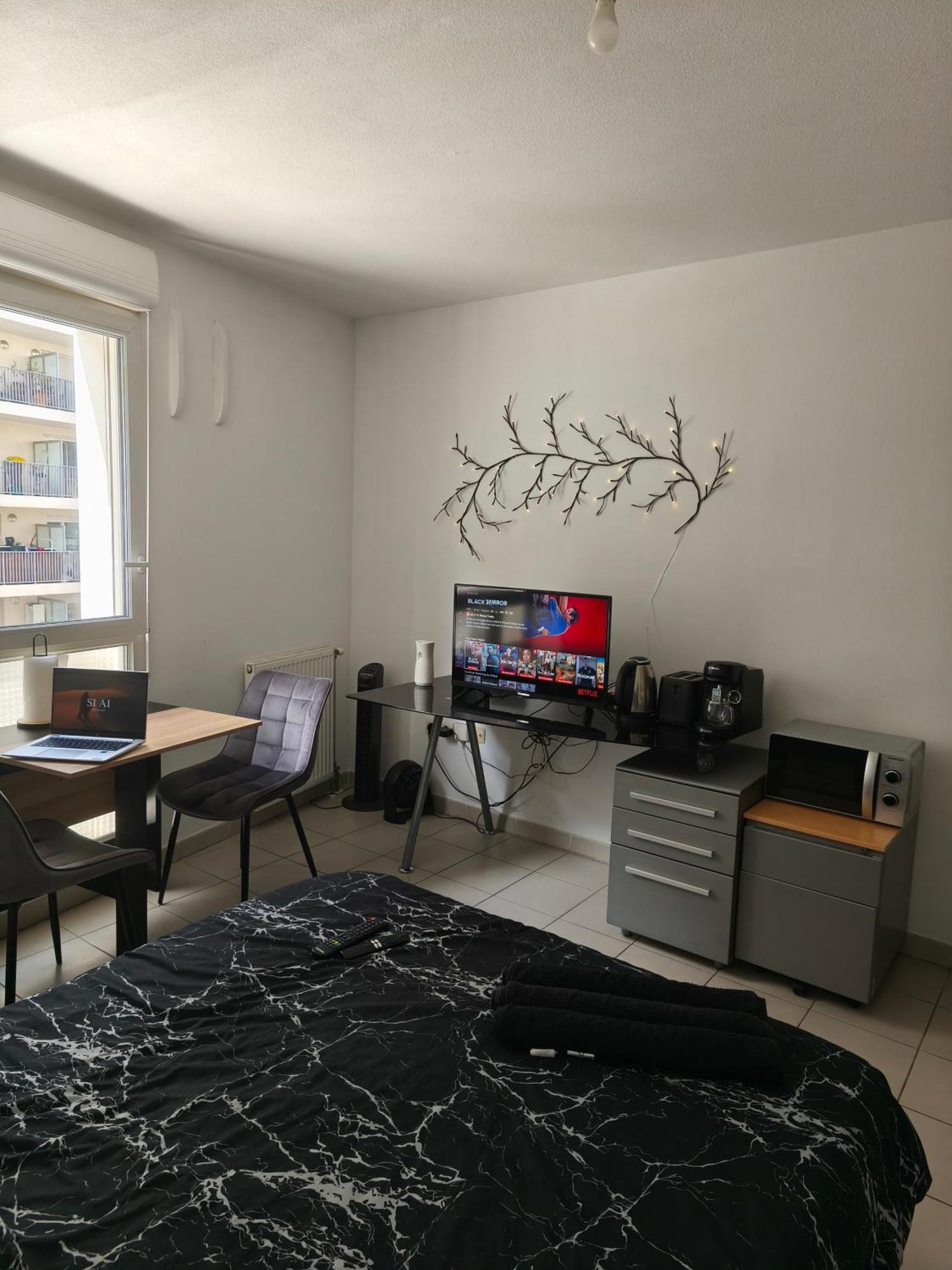 Cozy Apartment In City Center Марсилия Екстериор снимка